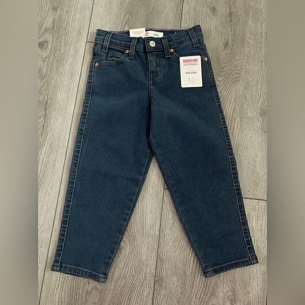 Levis signature size 4 jeans heritage mom jeans with adjustable waist band